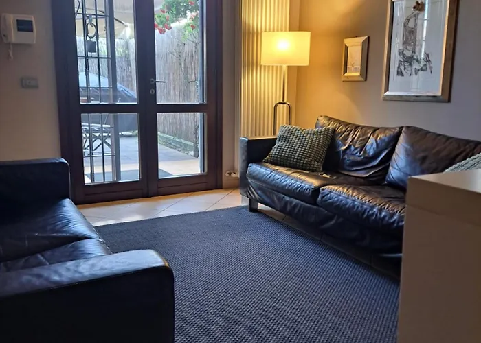 La Casa Di Gio Con Giardino E Ingresso Privato *